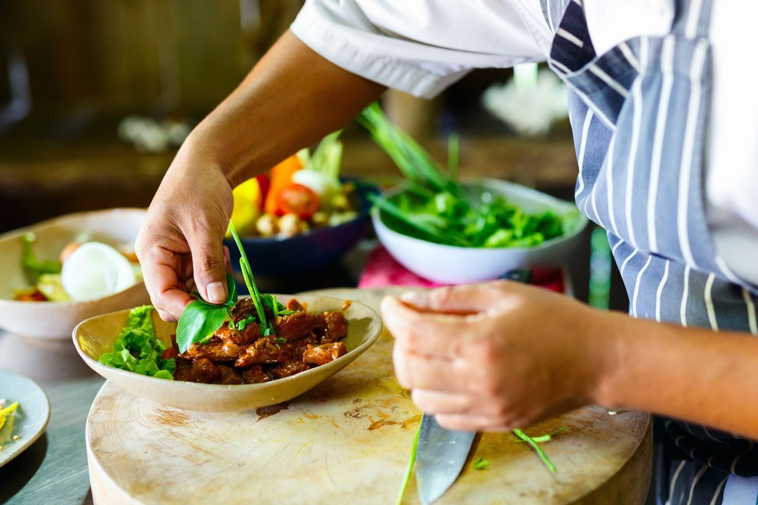 Srliya Motorrad Gepäckträger Für Lieferbox - 80kg Tragkraft, Universell Für E-Bike & Motorrad